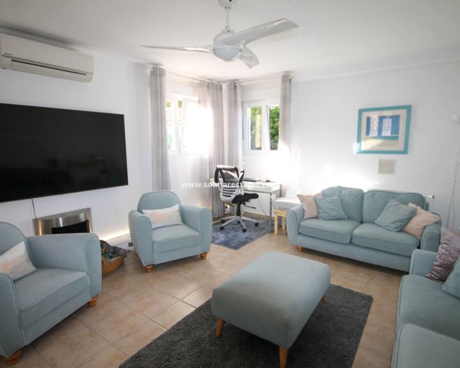 Image No.21-3 Bed Villa for sale