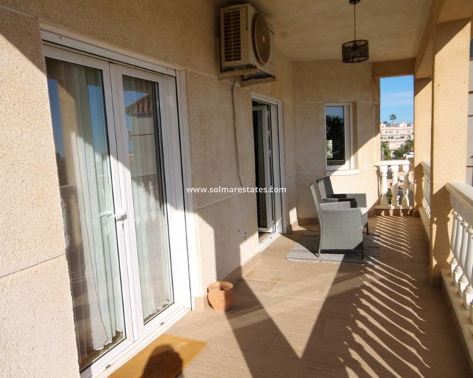 Image No.29-3 Bed Villa for sale
