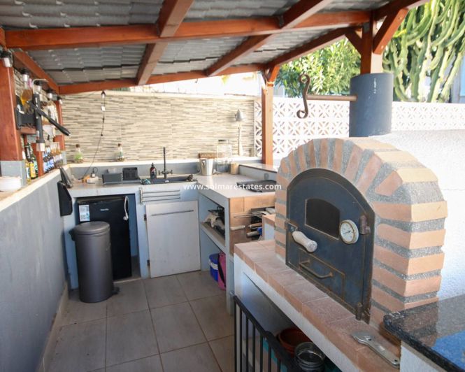 Image No.34-3 Bed Villa for sale