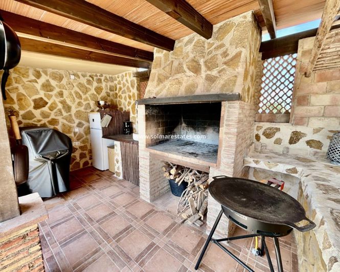 Image No.38-5 Bed Villa for sale