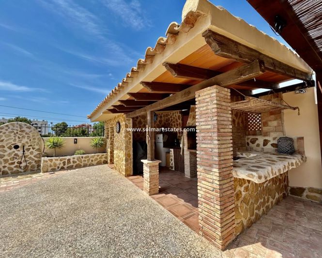 Image No.42-5 Bed Villa for sale