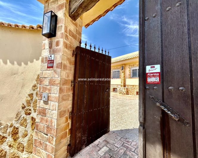 Image No.44-5 Bed Villa for sale