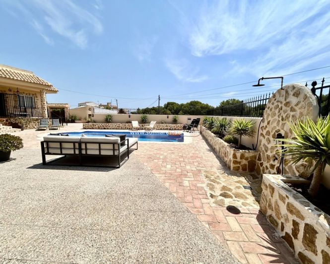 Image No.46-5 Bed Villa for sale
