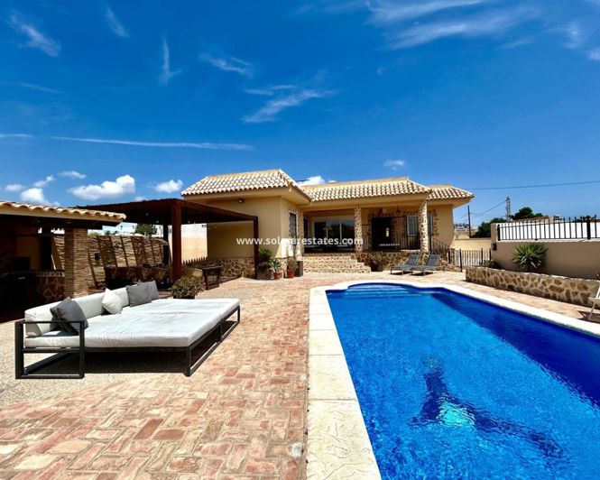 Image No.48-5 Bed Villa for sale