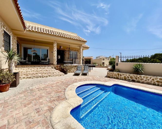 Image No.50-5 Bed Villa for sale