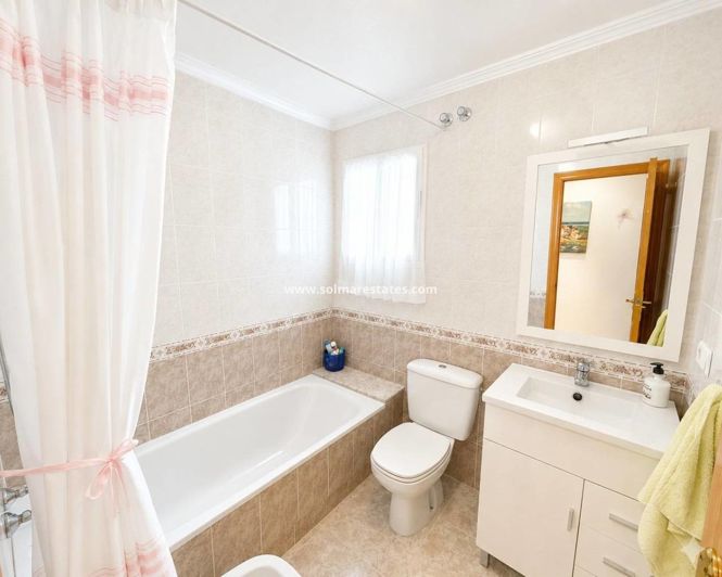 Image No.8-2 Bed Apartment for sale