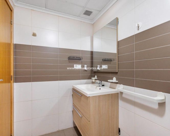 Image No.16-2 Bed Apartment for sale
