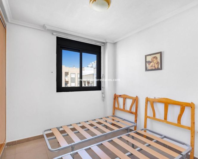 Image No.21-2 Bed Apartment for sale