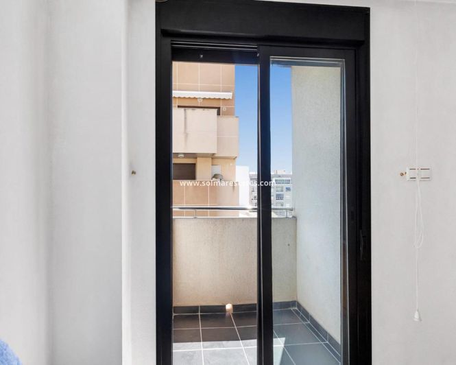 Image No.8-2 Bed Apartment for sale