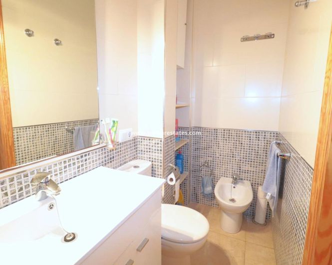 Image No.14-3 Bed Apartment for sale