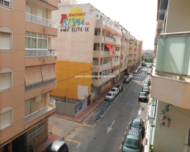 Image No.21-3 Bed Apartment for sale