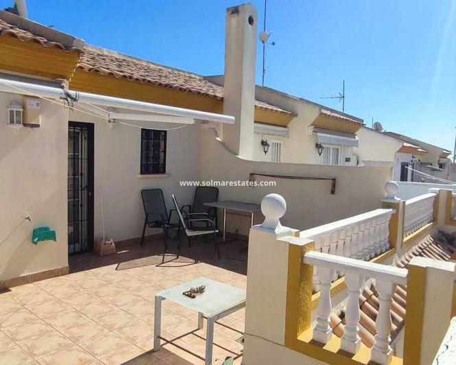 Image No.17-3 Bed House for sale