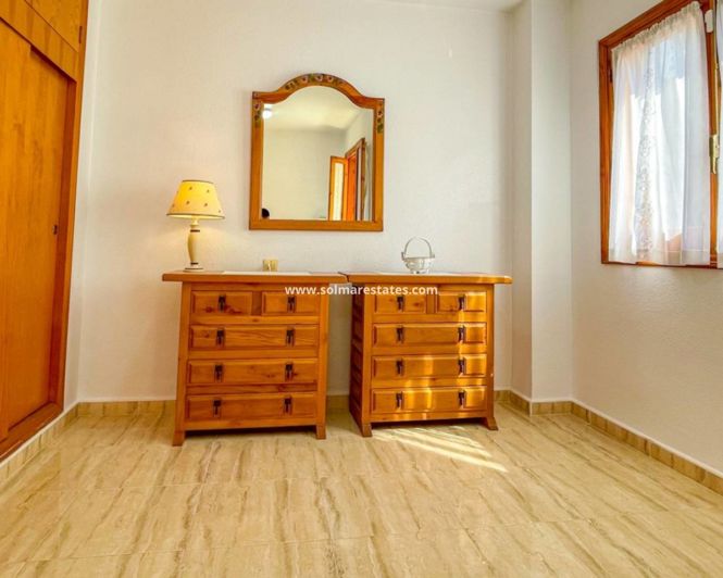 Image No.16-2 Bed Townhouse for sale