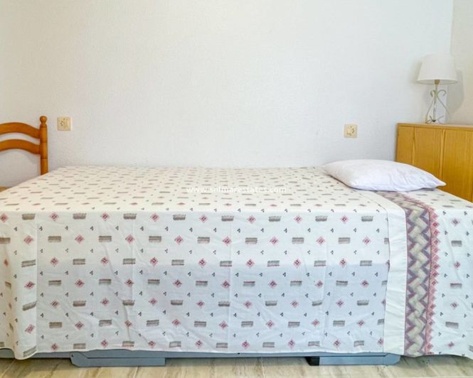 Image No.20-2 Bed Townhouse for sale