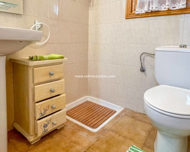 Image No.11-3 Bed Townhouse for sale