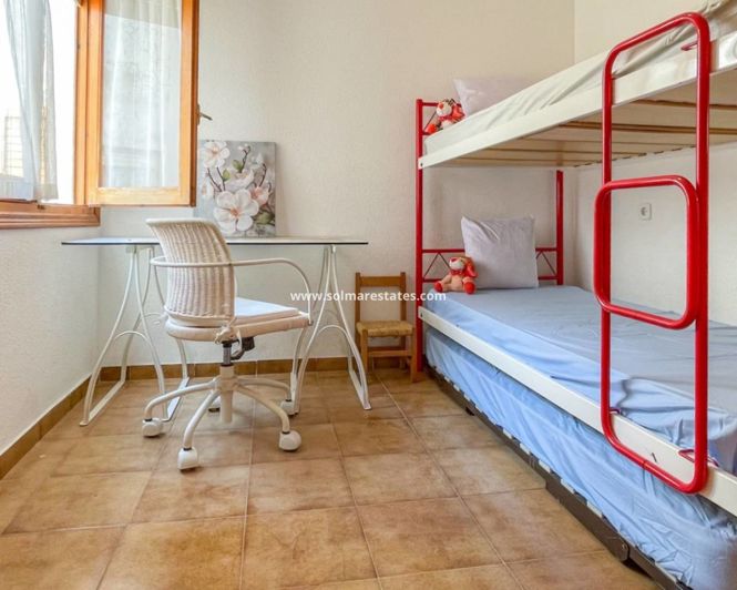 Image No.20-3 Bed Townhouse for sale
