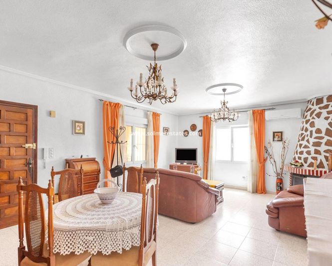 Image No.11-4 Bed Villa for sale
