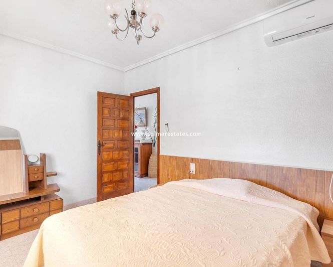 Image No.19-4 Bed Villa for sale