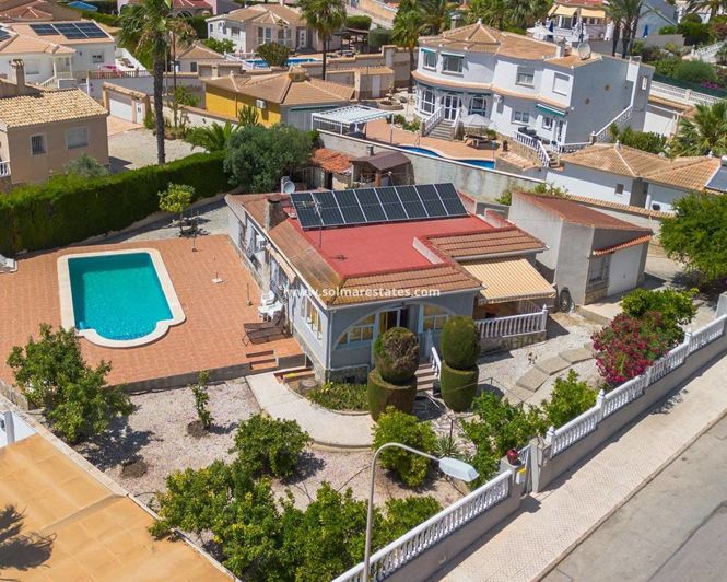 Image No.2-4 Bed Villa for sale