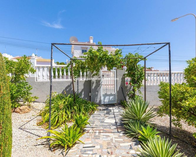 Image No.34-4 Bed Villa for sale