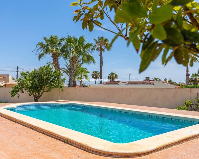 Image No.47-4 Bed Villa for sale