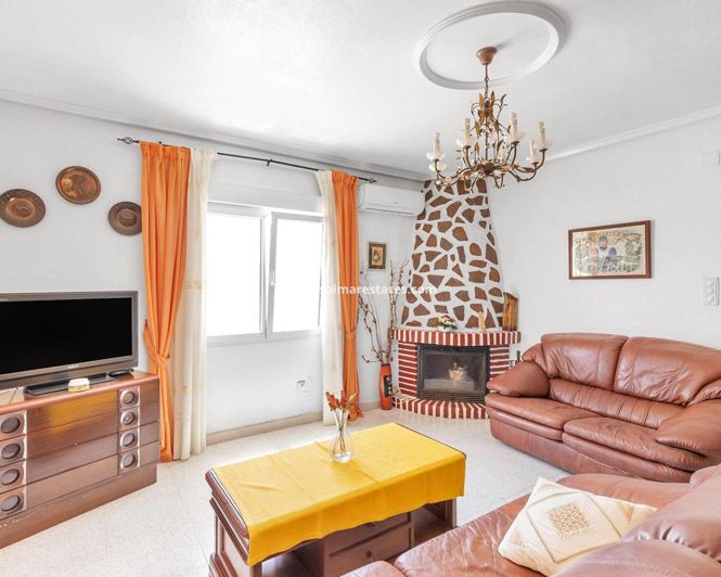 Image No.5-4 Bed Villa for sale