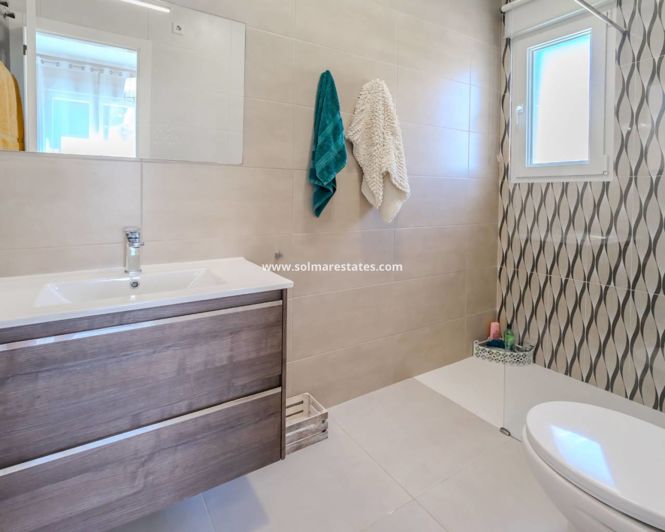 Image No.27-4 Bed Villa for sale