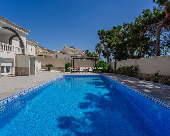 Image No.34-4 Bed Villa for sale