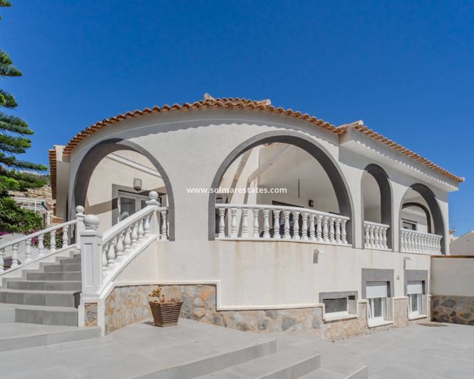 Image No.37-4 Bed Villa for sale