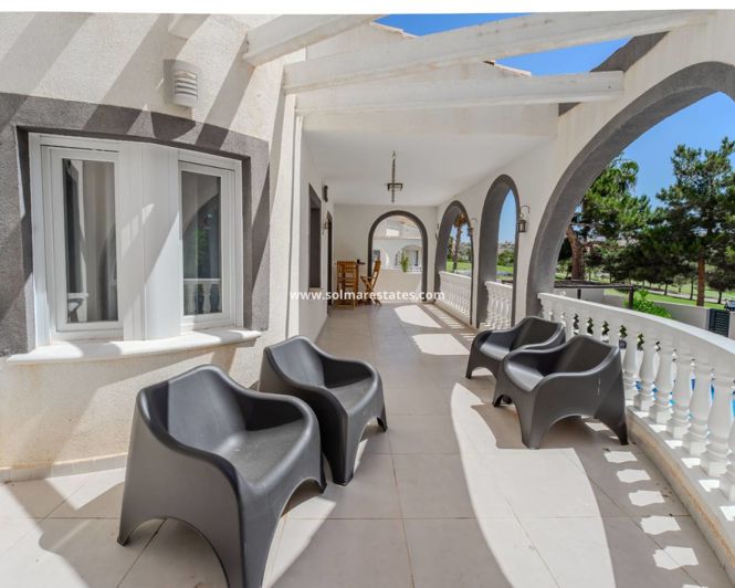 Image No.43-4 Bed Villa for sale