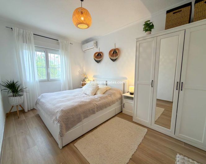 Image No.27-3 Bed Villa for sale