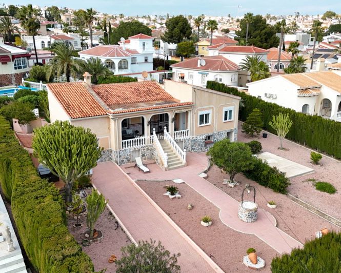Image No.37-3 Bed Villa for sale