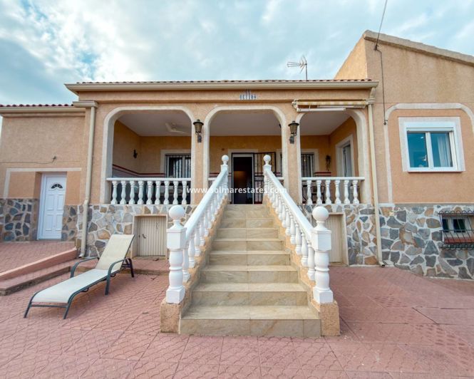 Image No.42-3 Bed Villa for sale