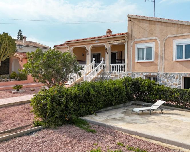 Image No.43-3 Bed Villa for sale