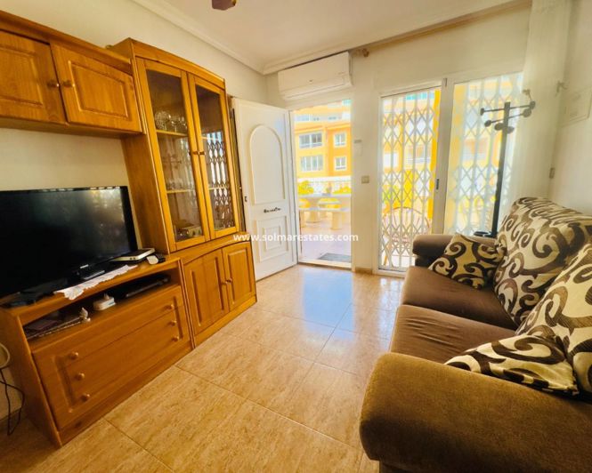 Image No.17-4 Bed Apartment for sale