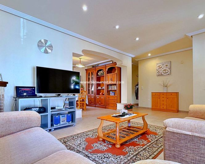Image No.23-4 Bed Villa for sale