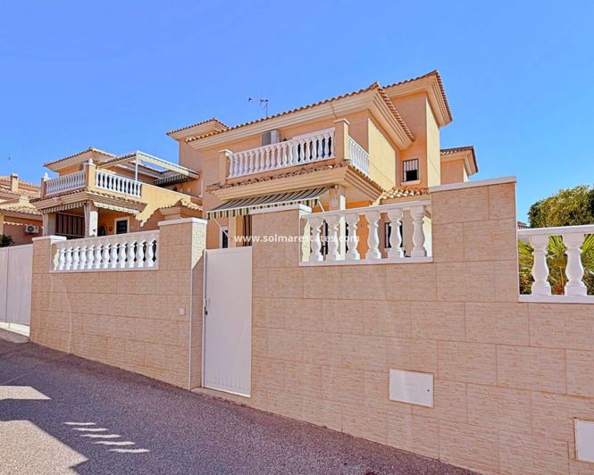 Image No.49-4 Bed Villa for sale