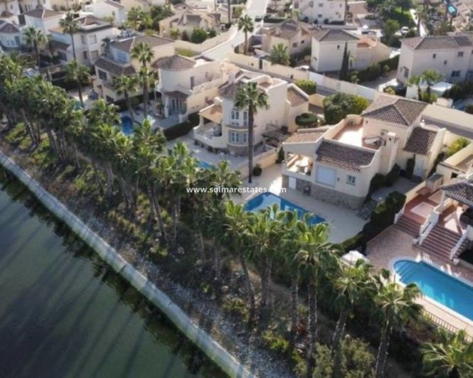 Image No.17-3 Bed Villa for sale