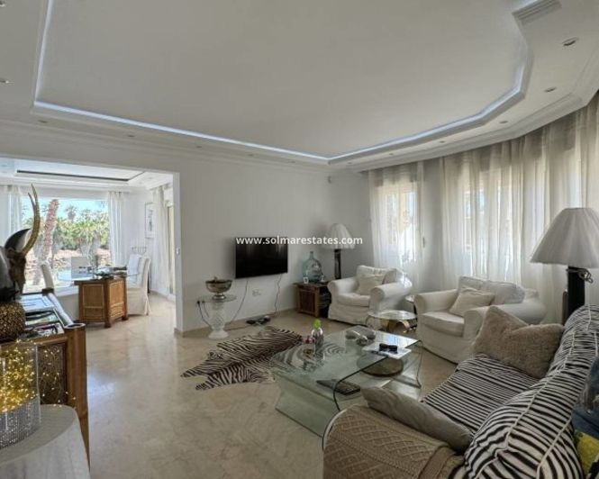 Image No.35-3 Bed Villa for sale