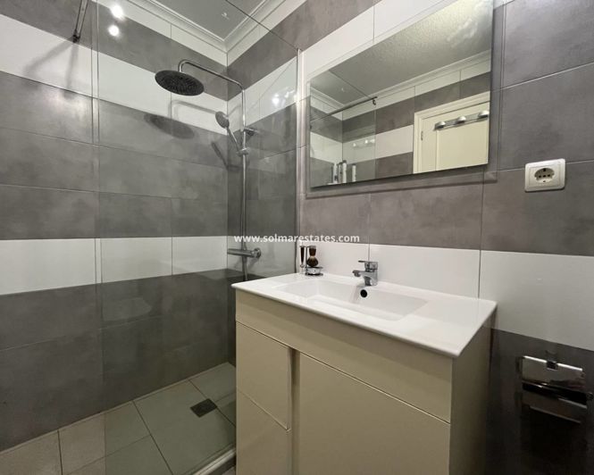 Image No.23-2 Bed Apartment for sale