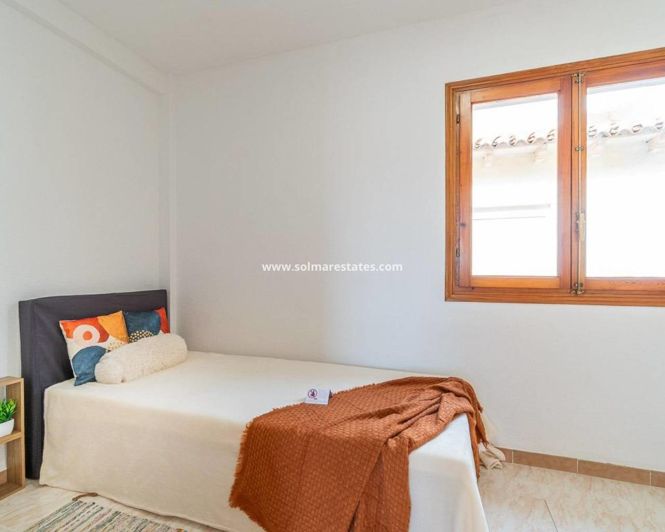 Image No.24-2 Bed Townhouse for sale