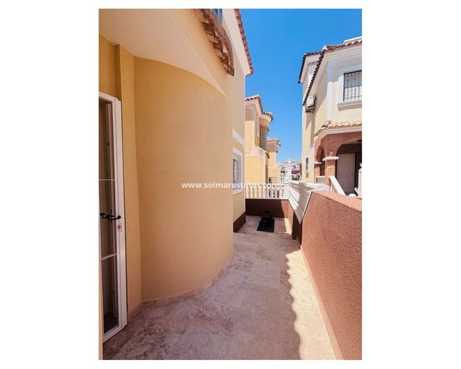 Image No.20-3 Bed Villa for sale