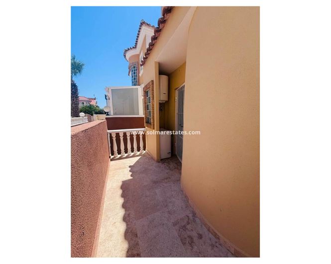 Image No.21-3 Bed Villa for sale