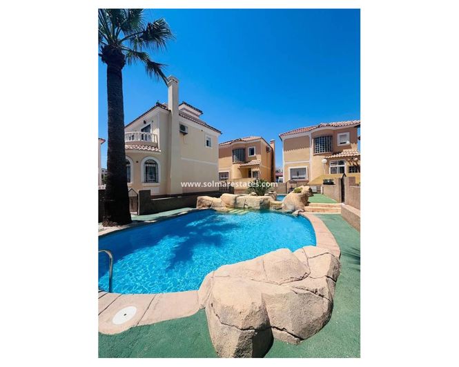 Image No.6-3 Bed Villa for sale