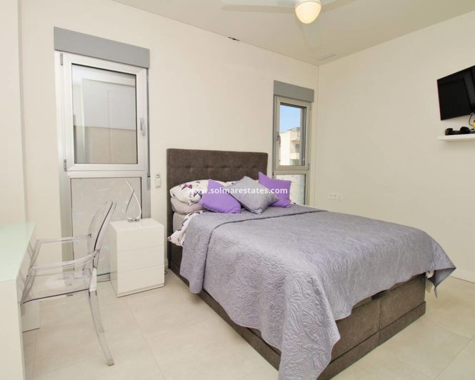 Image No.18-2 Bed Apartment for sale