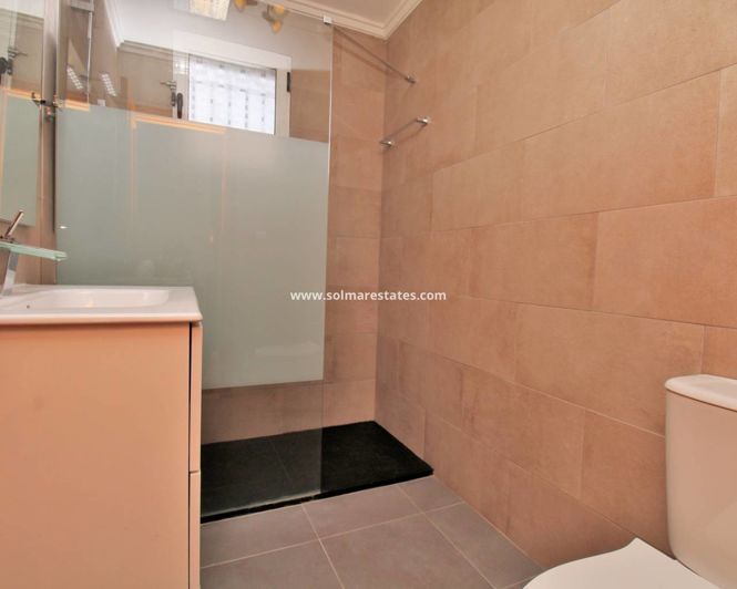 Image No.20-3 Bed Quad for sale