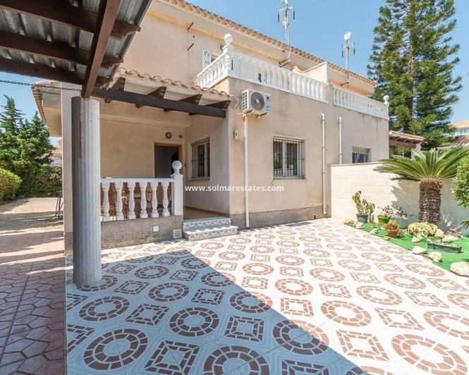 Image No.23-3 Bed House for sale