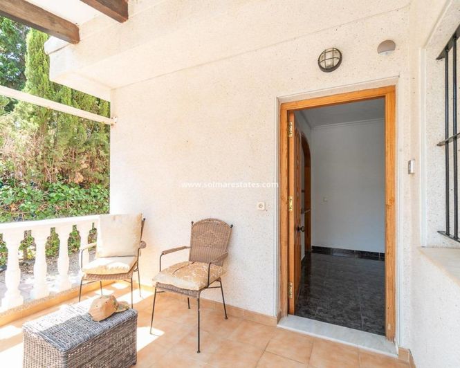 Image No.25-3 Bed House for sale
