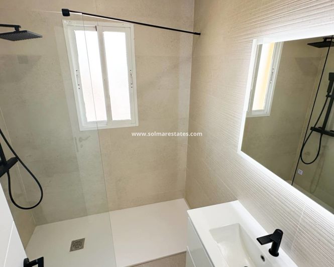 Image No.24-2 Bed Townhouse for sale