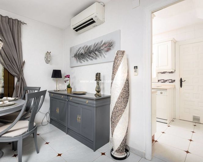 Image No.19-3 Bed Townhouse for sale